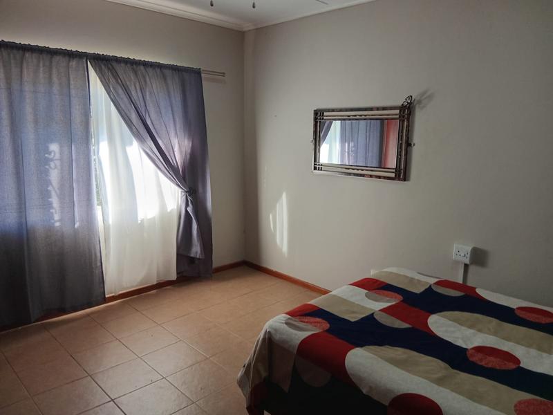 To Let 3 Bedroom Property for Rent in Sunnyside Eastern Cape